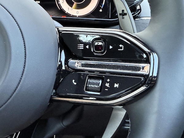 Used Aston Martin Vantage 2025 for sale - 75224464: Photo 37
