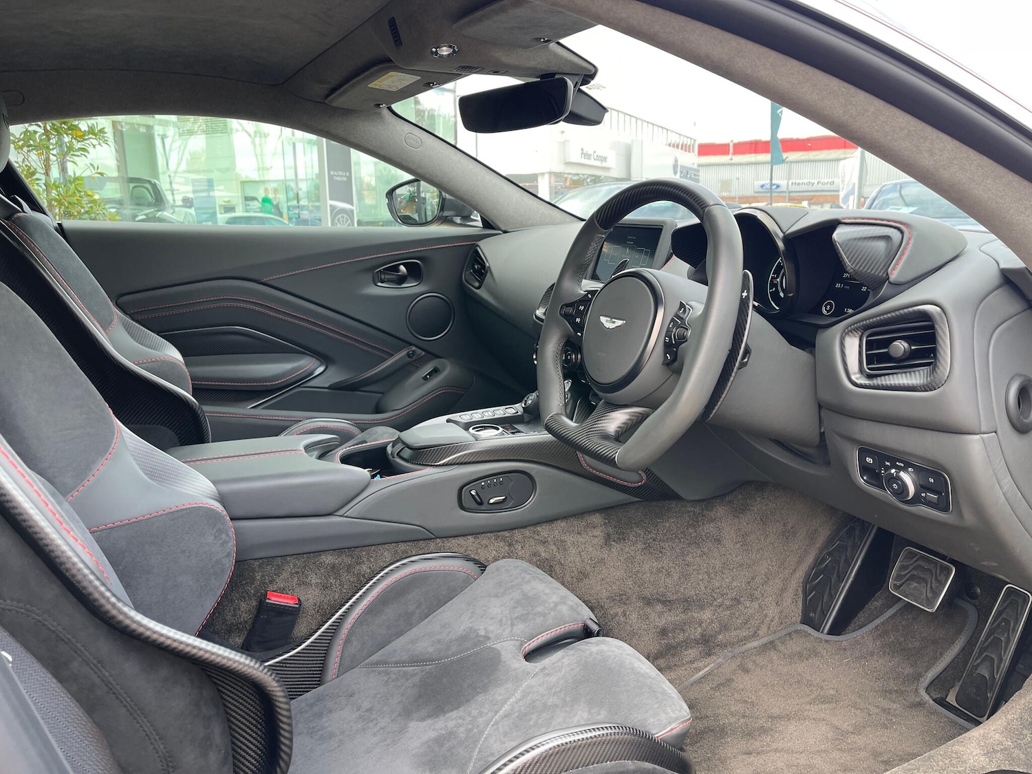 Used Aston Martin Vantage 2022 for sale - 76295002: Photo 3