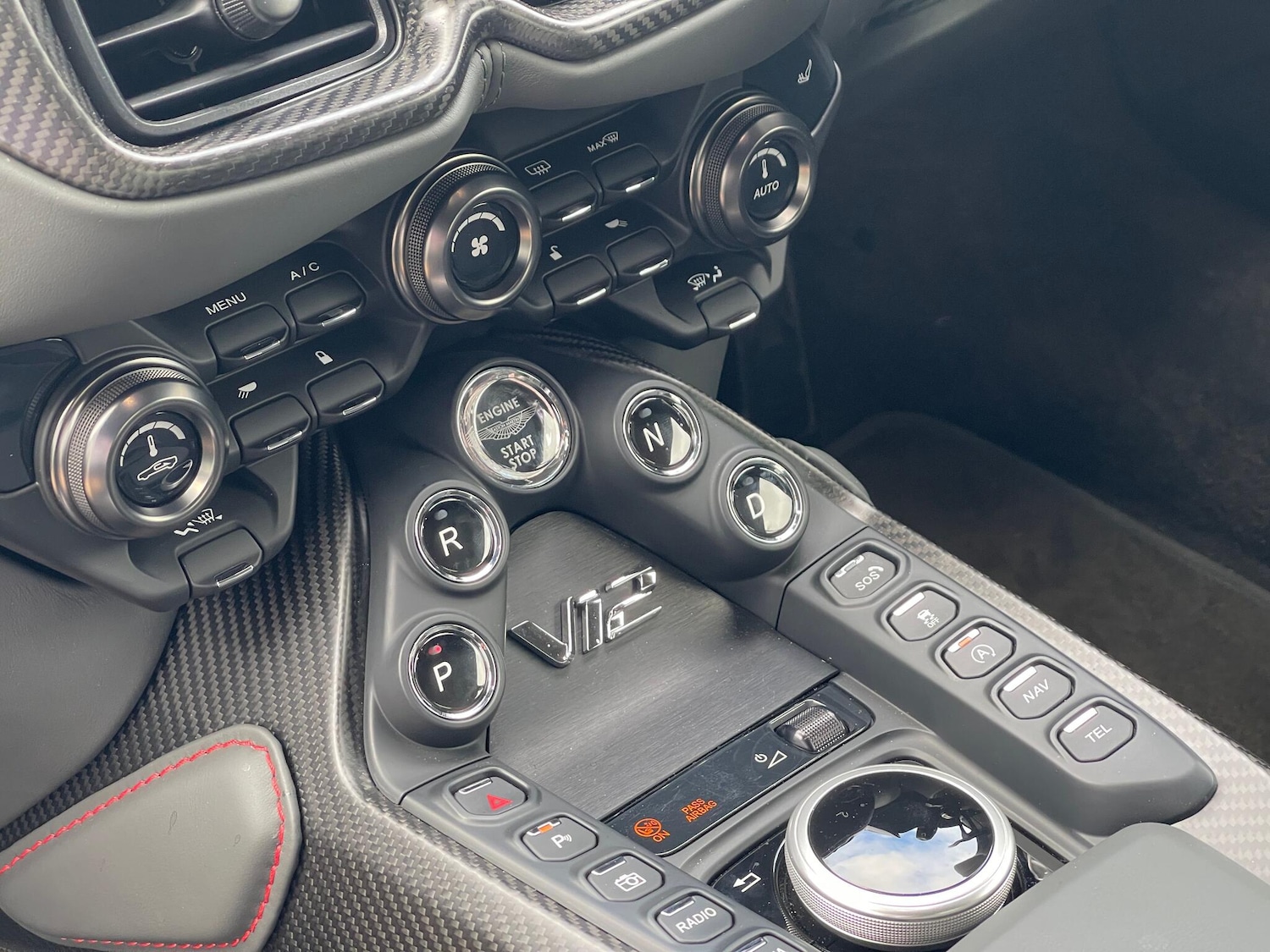 Used Aston Martin Vantage 2022 for sale - 76295002: Photo 38