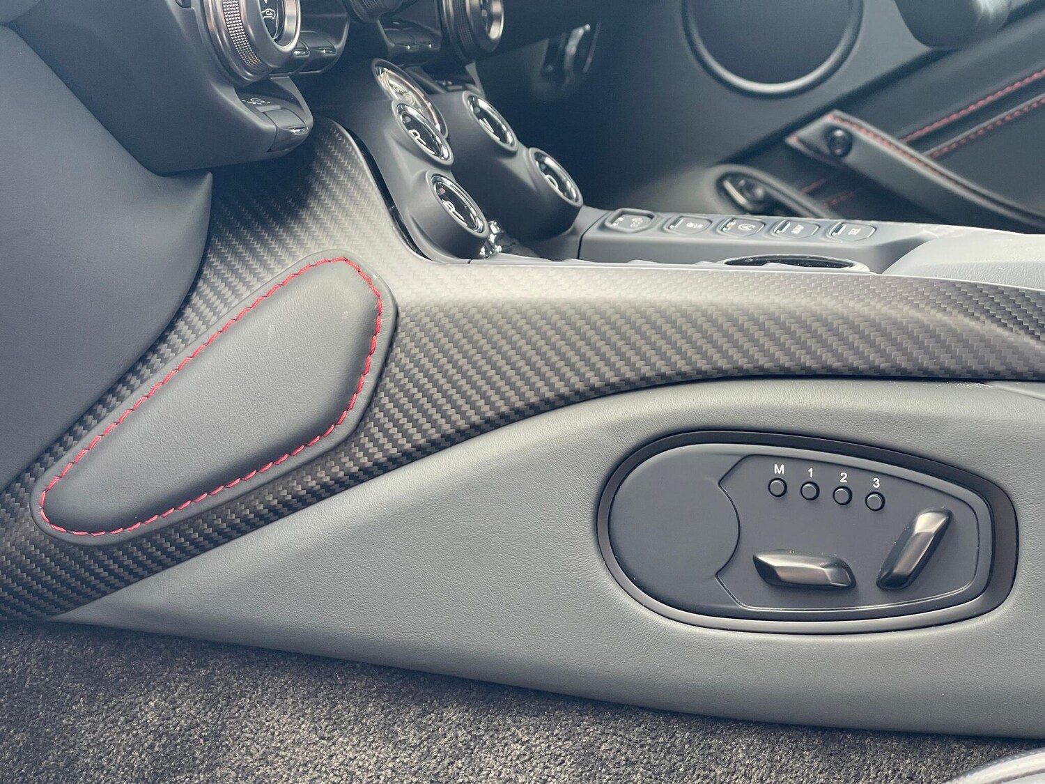 Used Aston Martin Vantage 2022 for sale - 76295002: Photo 39