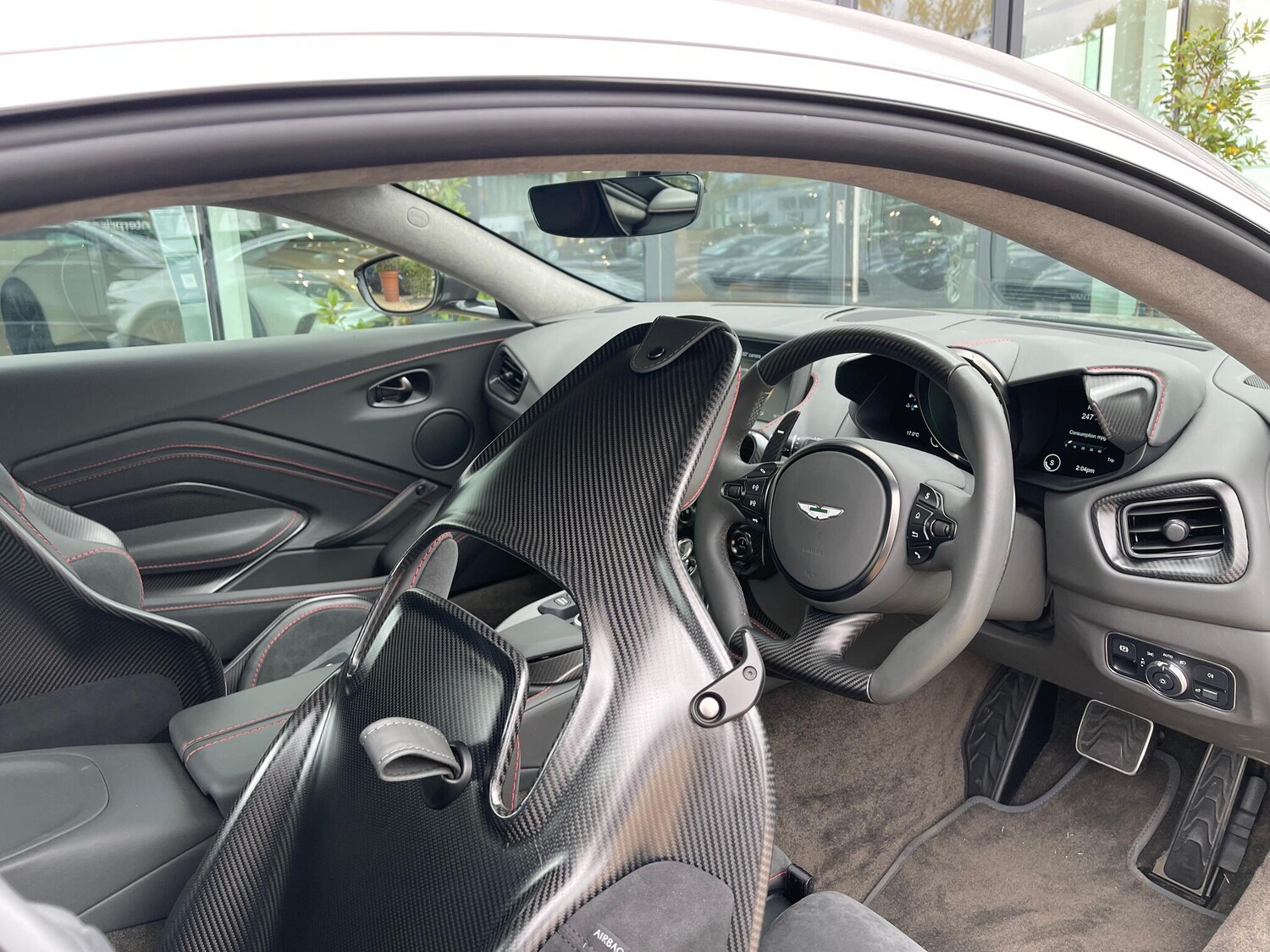 Used Aston Martin Vantage 2022 for sale - 76295002: Photo 63