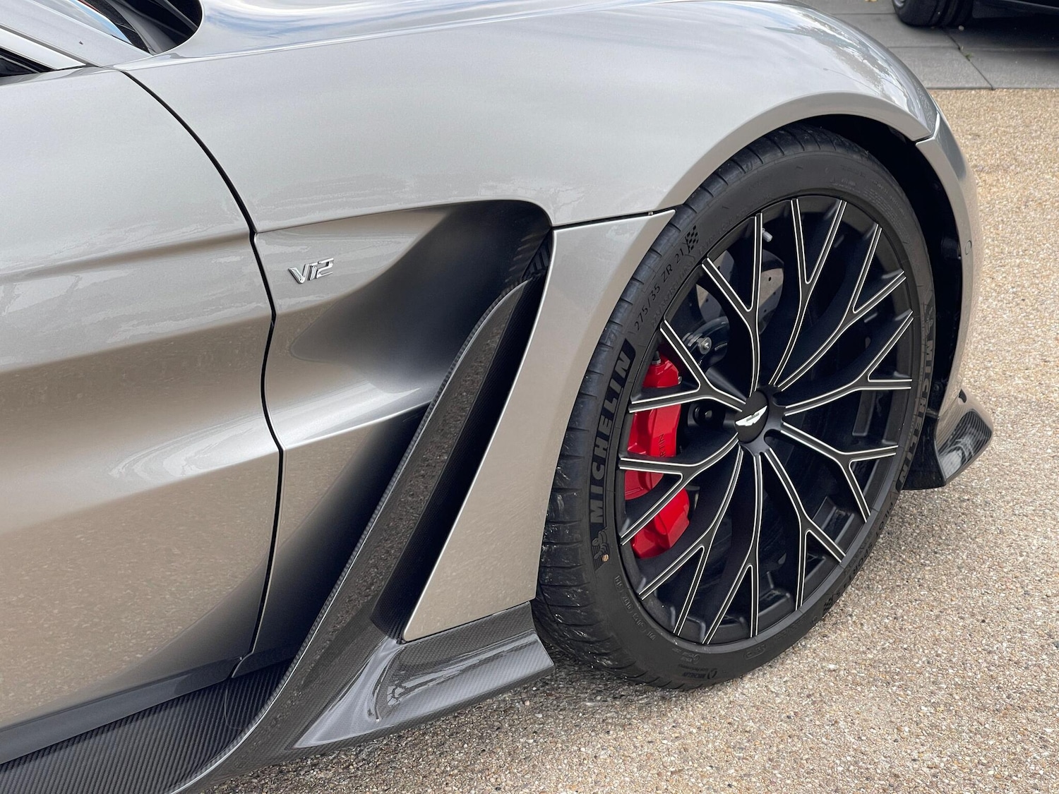 Used Aston Martin Vantage 2022 for sale - 76295002: Photo 9