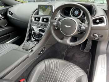 Used Aston Martin DB11 2018 for sale - 75141708: Photo