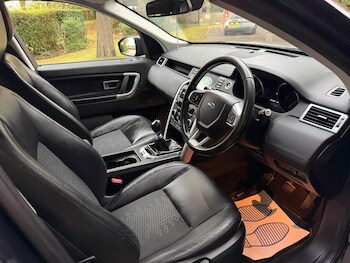 Used Land Rover Discovery Sport 2015 for sale - 76446491: Photo