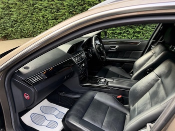 Used Mercedes-Benz E-Class 2011 for sale - 76042848: Photo