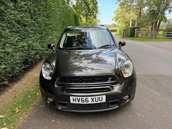 Used MINI Countryman 2016 for sale - 76041860: Photo