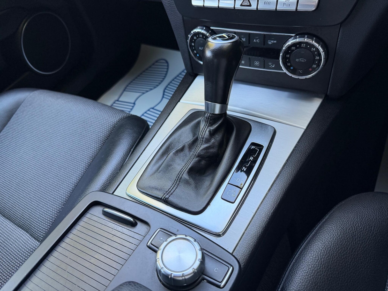 Used Mercedes-Benz C Class 2012 for sale - 76084718: Photo 15