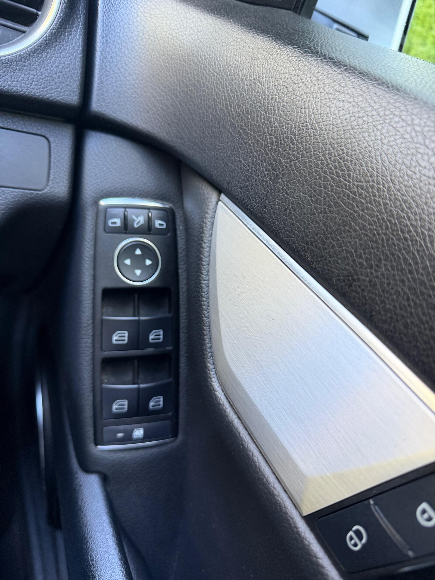 Used Mercedes-Benz C Class 2012 for sale - 76084718: Photo 17
