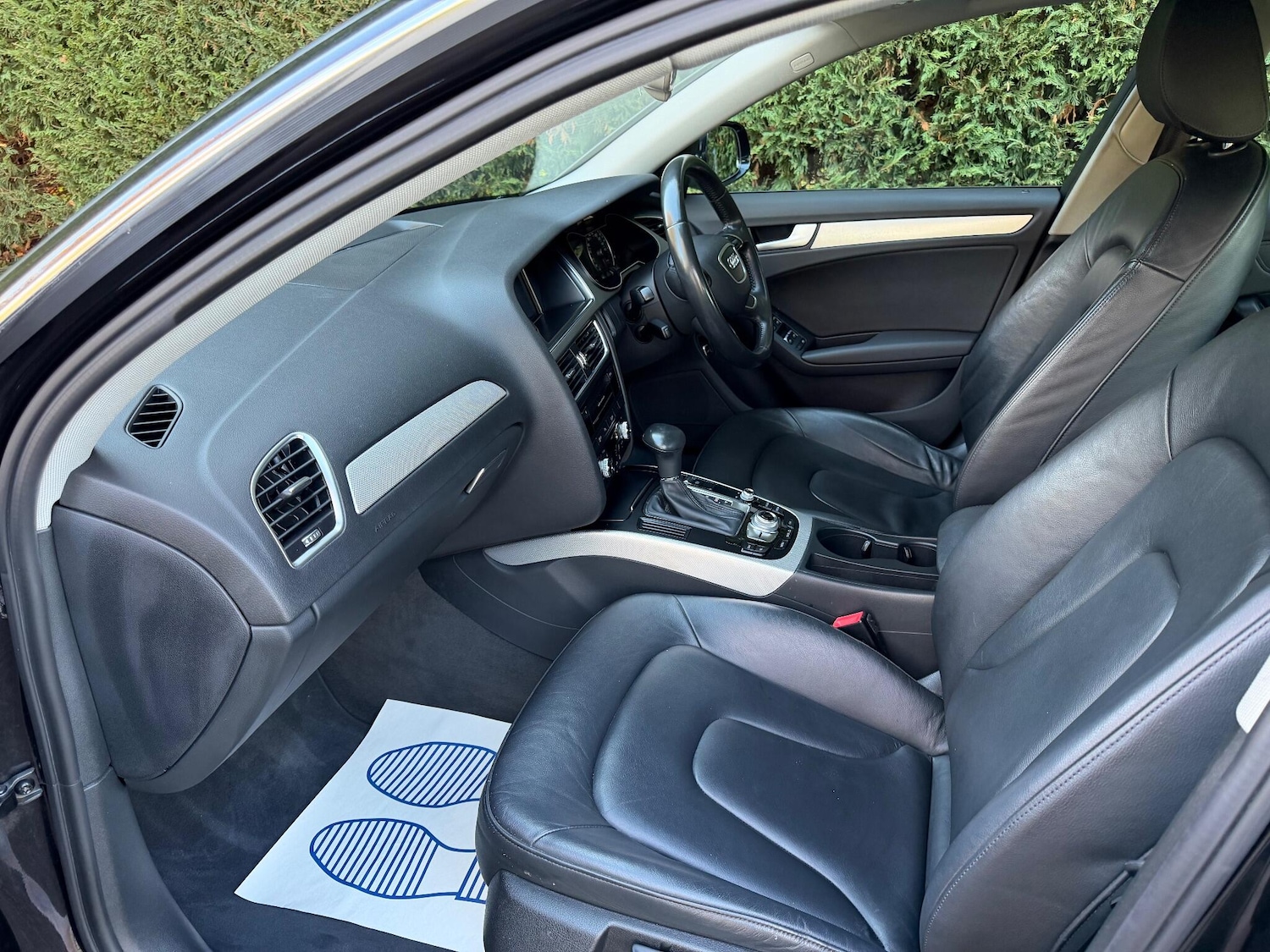 Used Audi A4 2014 for sale - 76658759: Photo 2