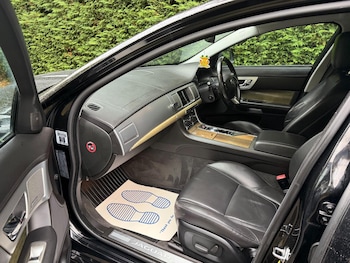 Used Jaguar XF 2014 for sale - 76377361: Photo