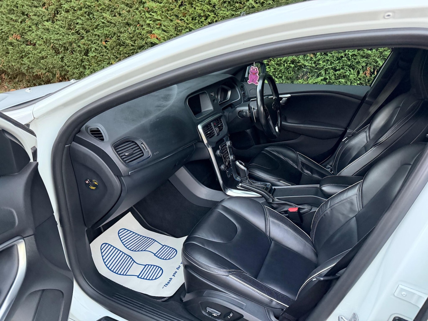 Used Volvo V40 2015 for sale - 76608253: Photo 14