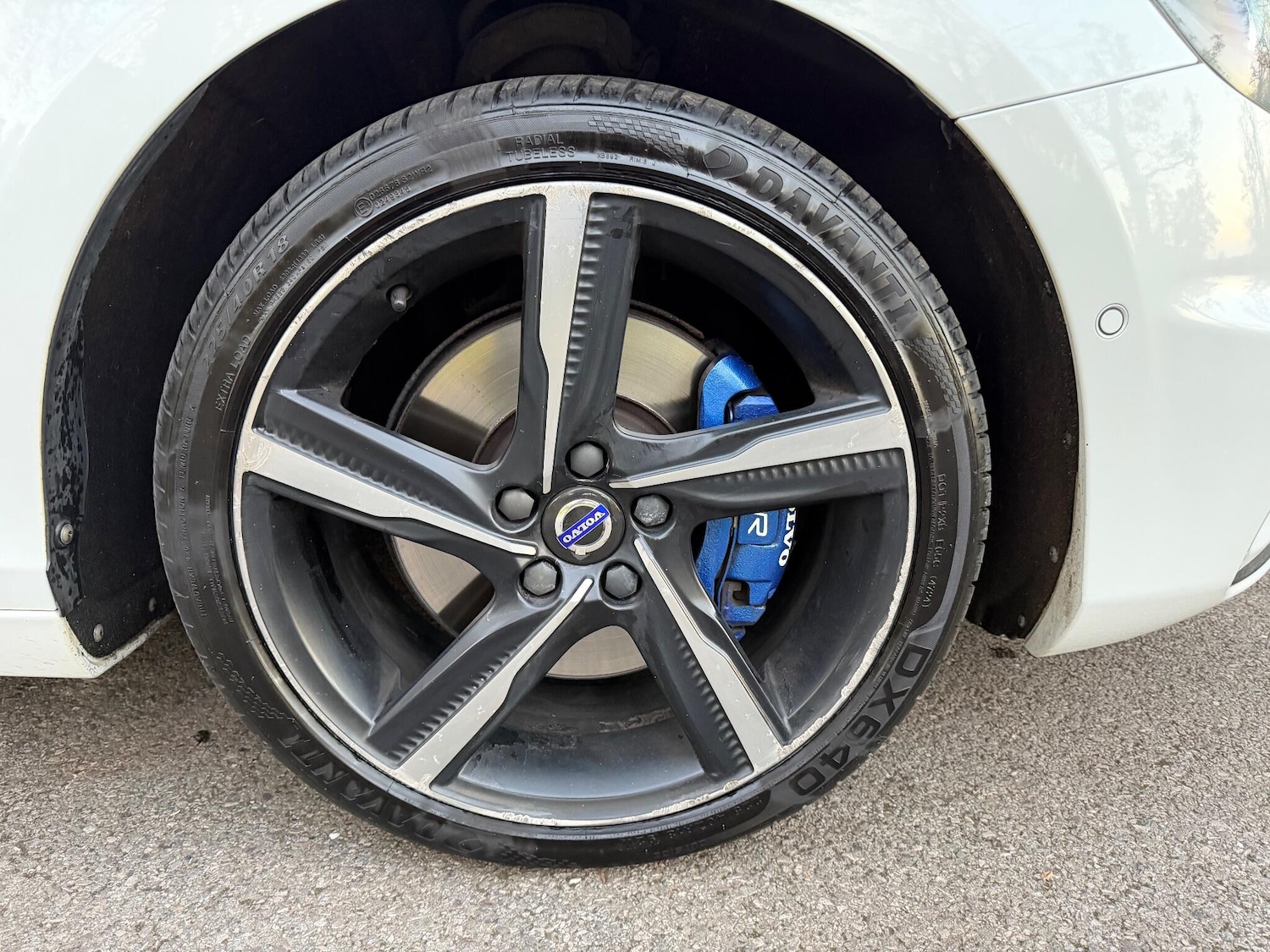 Used Volvo V40 2015 for sale - 76608253: Photo 24