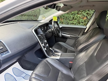 Used Volvo XC60 2014 for sale - 76585437: Photo