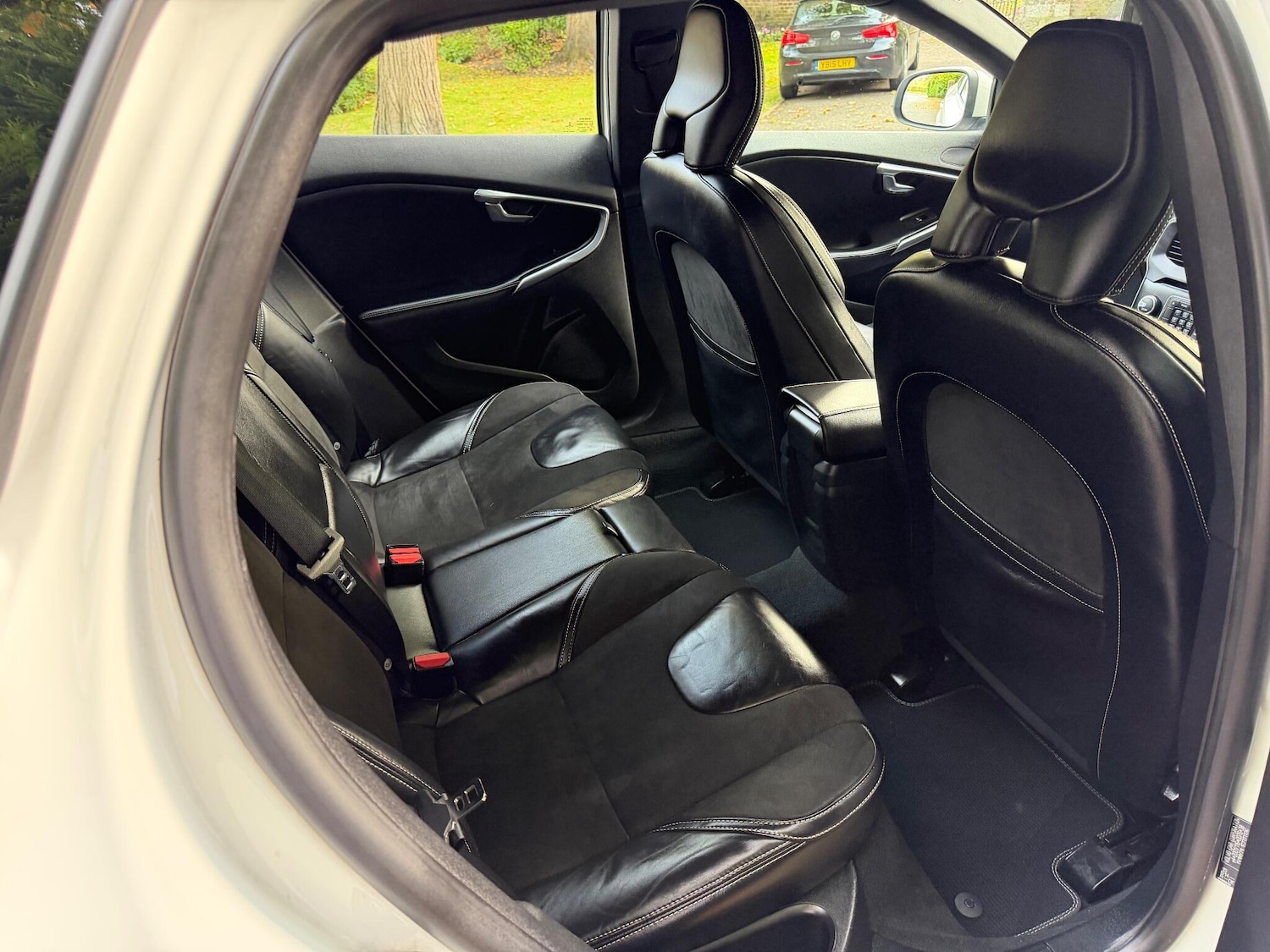 Used Volvo V40 2016 for sale - 76152472: Photo 13