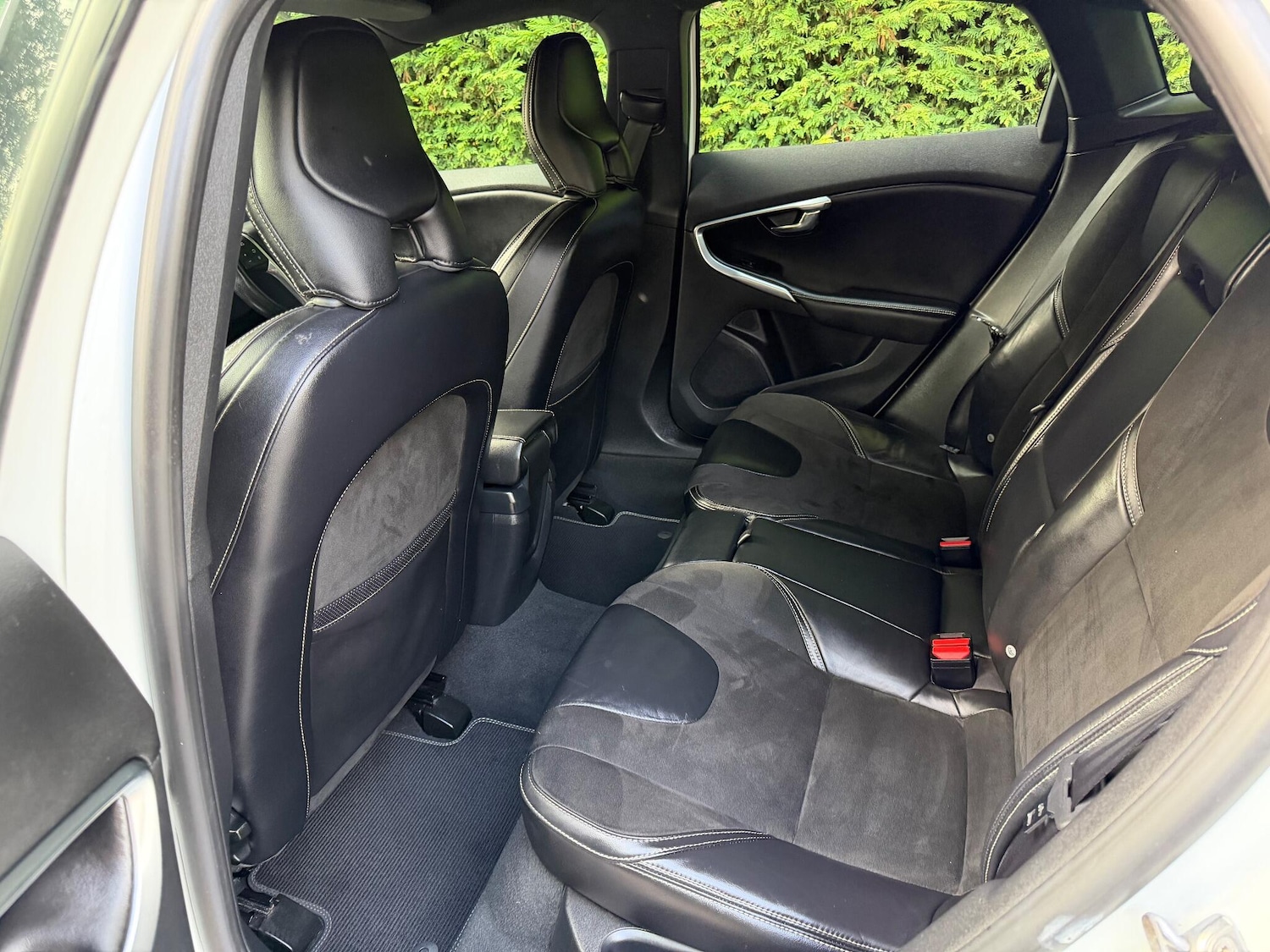 Used Volvo V40 2016 for sale - 76152472: Photo 14