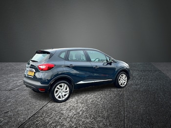 Used Renault Captur 2017 for sale - 78611700: Photo