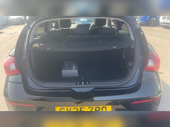 Used Hyundai i20 2025 for sale - 79241190: Photo