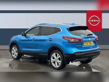 Used Nissan Qashqai 2017 for sale - 77323849: Photo