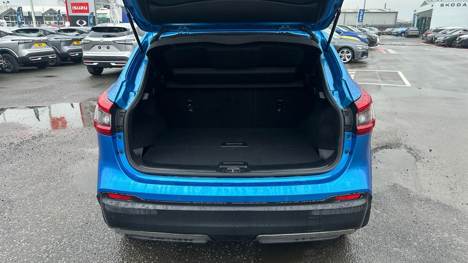 Used Nissan Qashqai 2017 for sale - 77323849: Photo 4