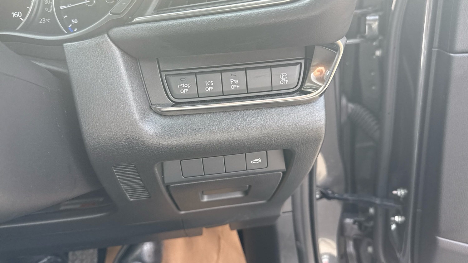 Vehicle 28