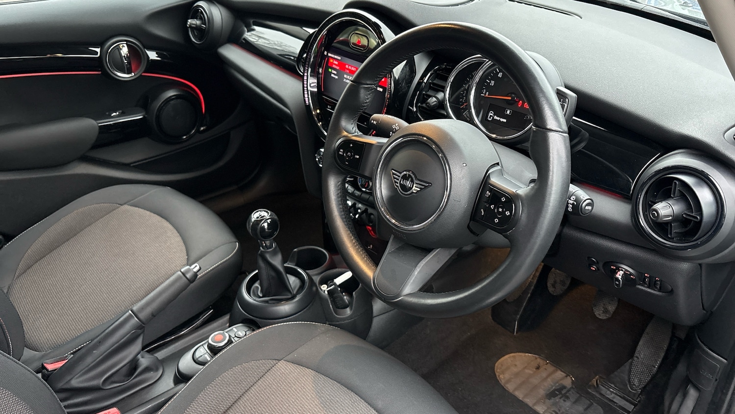 Used MINI Hatch 2021 for sale - 77830456: Photo 11