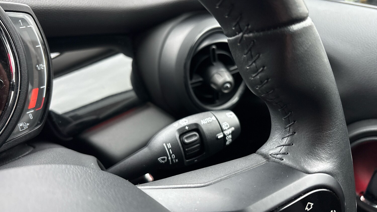 Used MINI Hatch 2021 for sale - 77830456: Photo 23