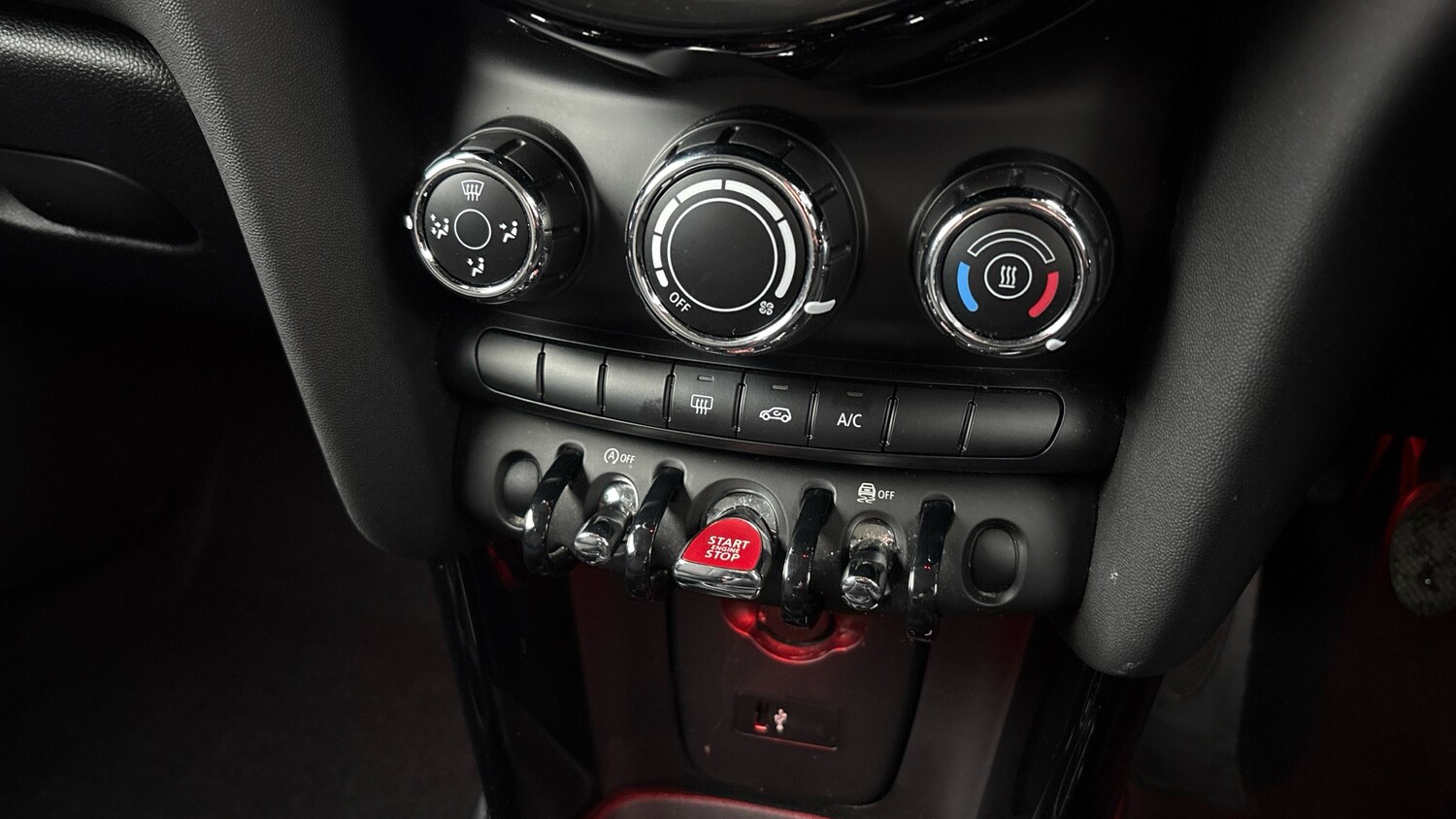 Used MINI Hatch 2021 for sale - 77830456: Photo 27