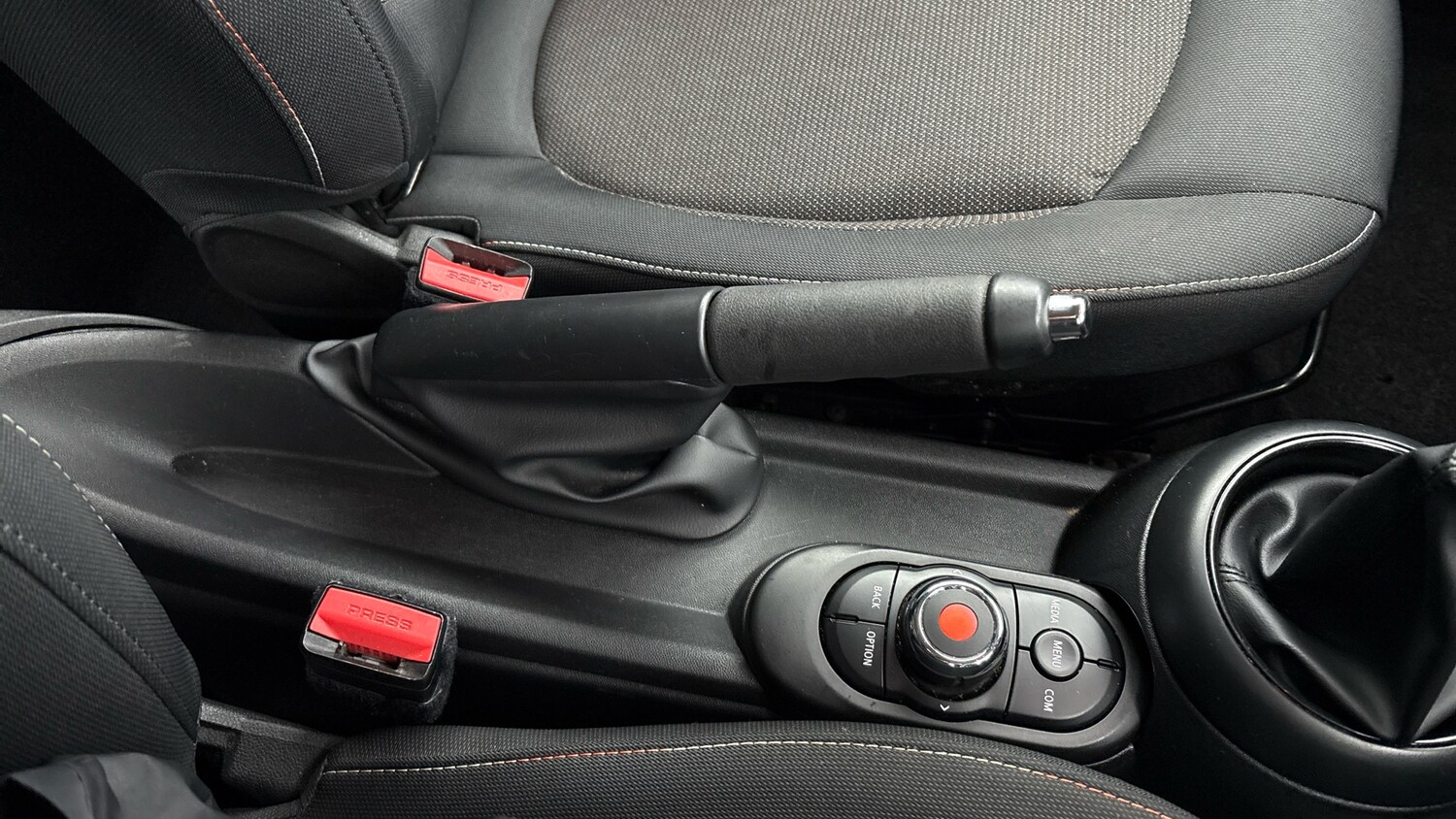 Used MINI Hatch 2021 for sale - 77830456: Photo 32