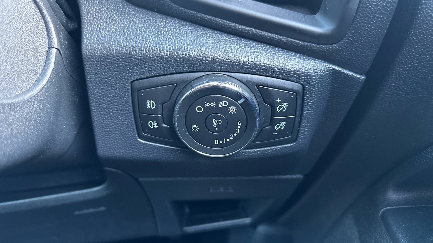 Used Ford Ecosport 2020 for sale - 76650942: Photo 24