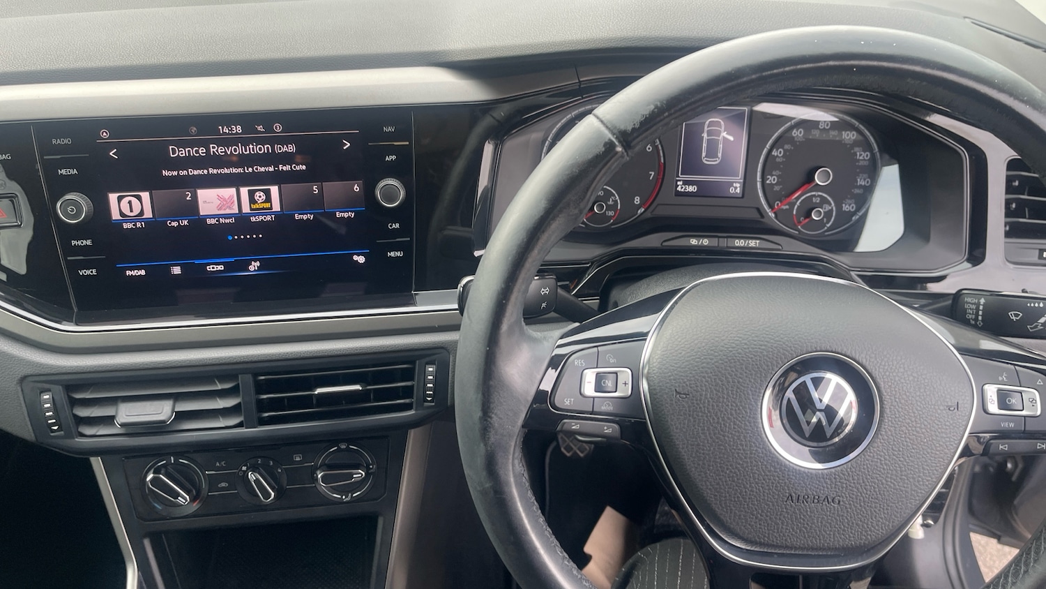 Used Volkswagen Polo 2021 for sale - 76322481: Photo 11