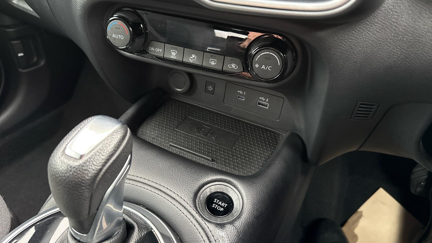 Used Nissan Juke 2024 for sale - 76181296: Photo 30