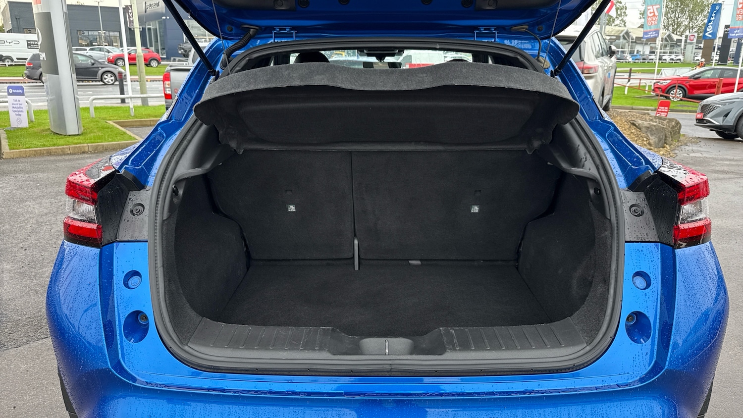 Used Nissan Juke 2024 for sale - 76181296: Photo 4