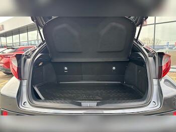 Used Toyota C-HR 2022 for sale - 77931544: Photo