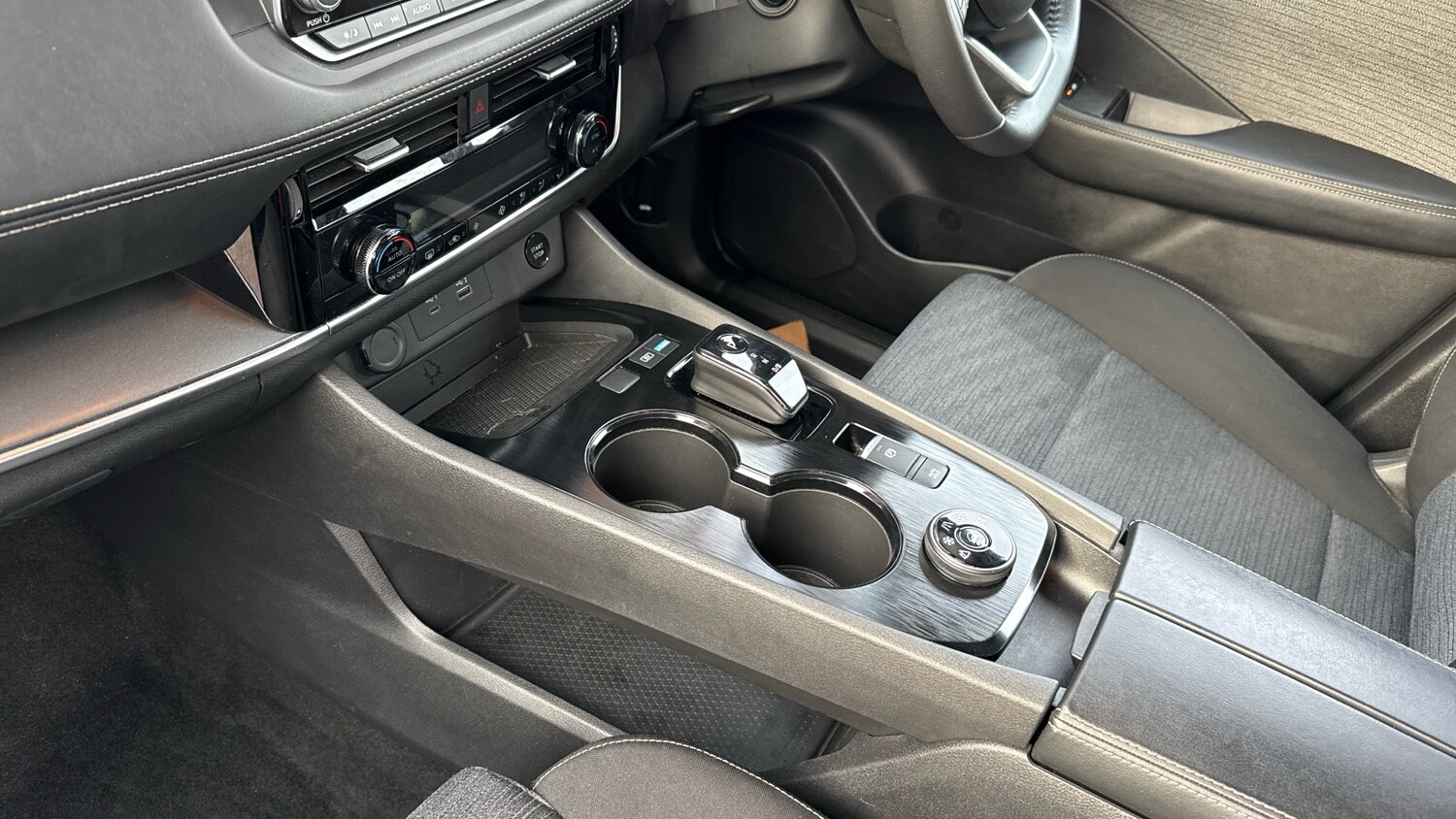 Used Nissan X-Trail 2024 for sale - 76504880: Photo 13