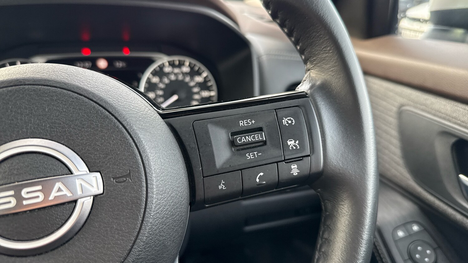 Used Nissan X-Trail 2024 for sale - 76504880: Photo 23