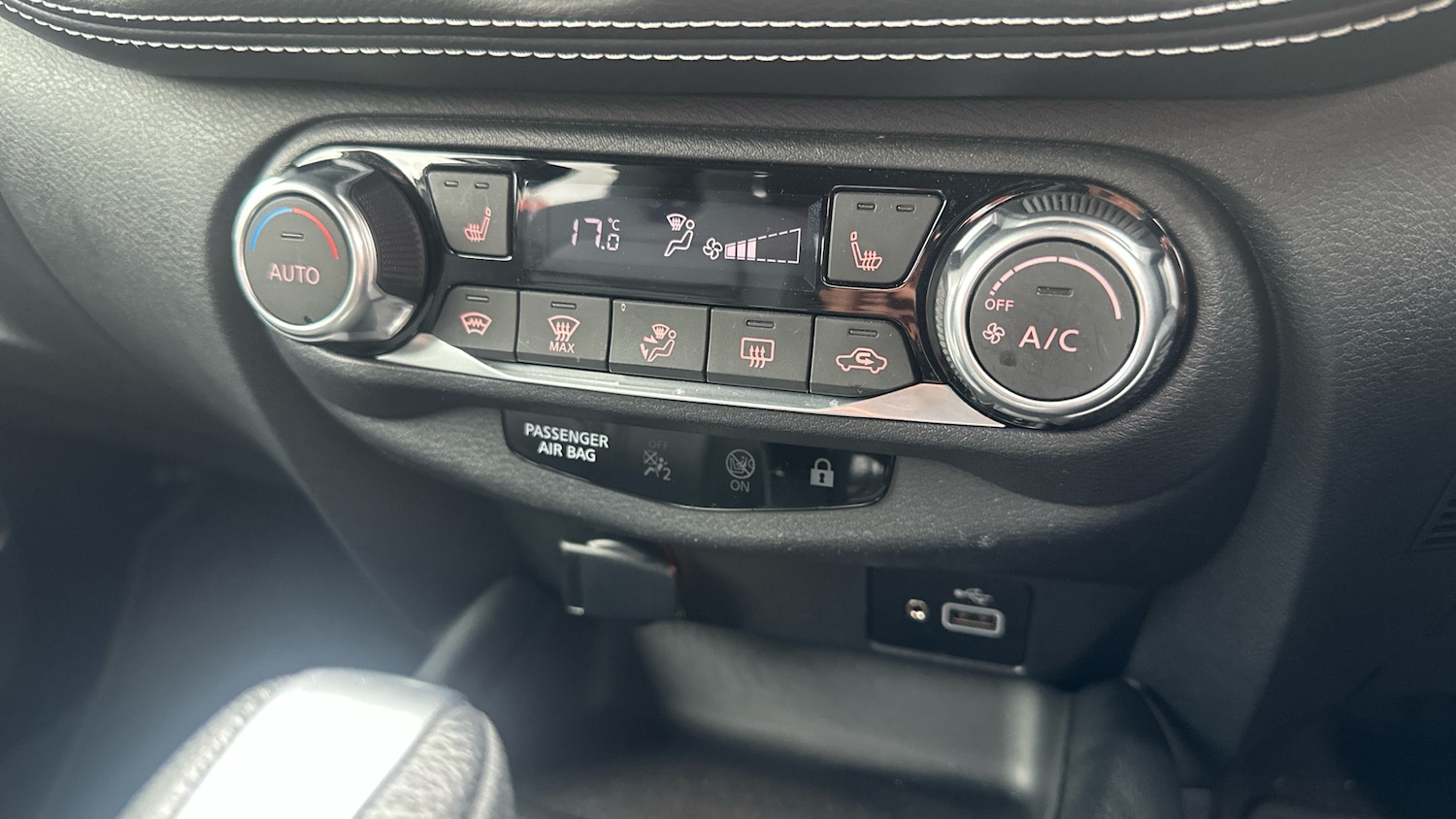 Used Nissan Juke 2023 for sale - 76209248: Photo 26