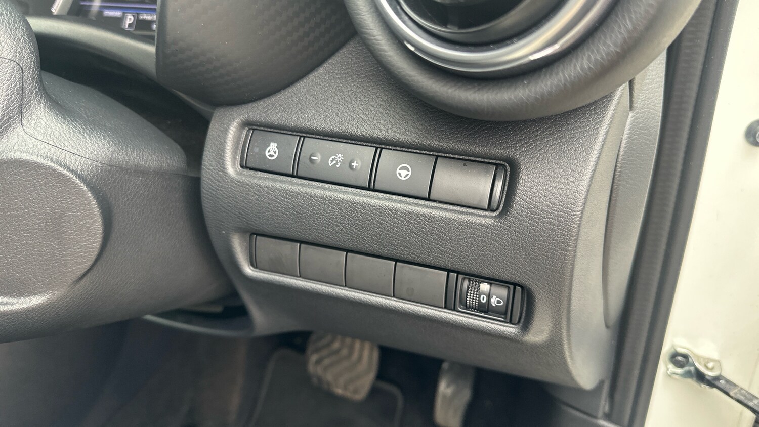 Used Nissan Juke 2023 for sale - 76209248: Photo 30