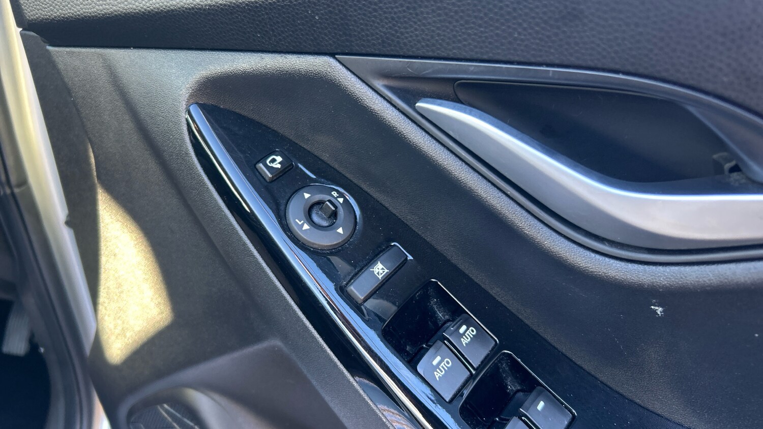 Used Hyundai Ix20 2017 for sale - 76402333: Photo 23