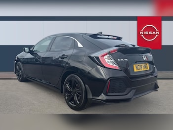 Used Honda Civic 2018 for sale - 77931542: Photo