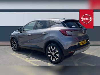 Used Renault Captur 2023 for sale - 79283534: Photo