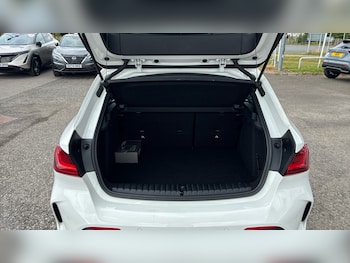 Used BMW 1 Series 2023 for sale - 79019018: Photo