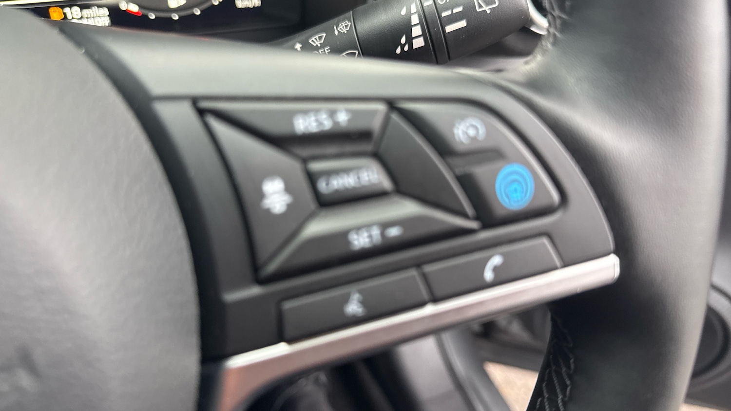 Used Nissan Juke 2024 for sale - 77420118: Photo 28