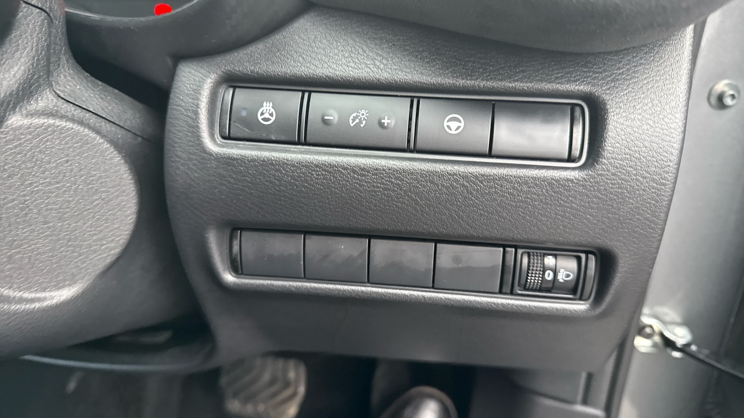 Used Nissan Juke 2024 for sale - 77420118: Photo 30