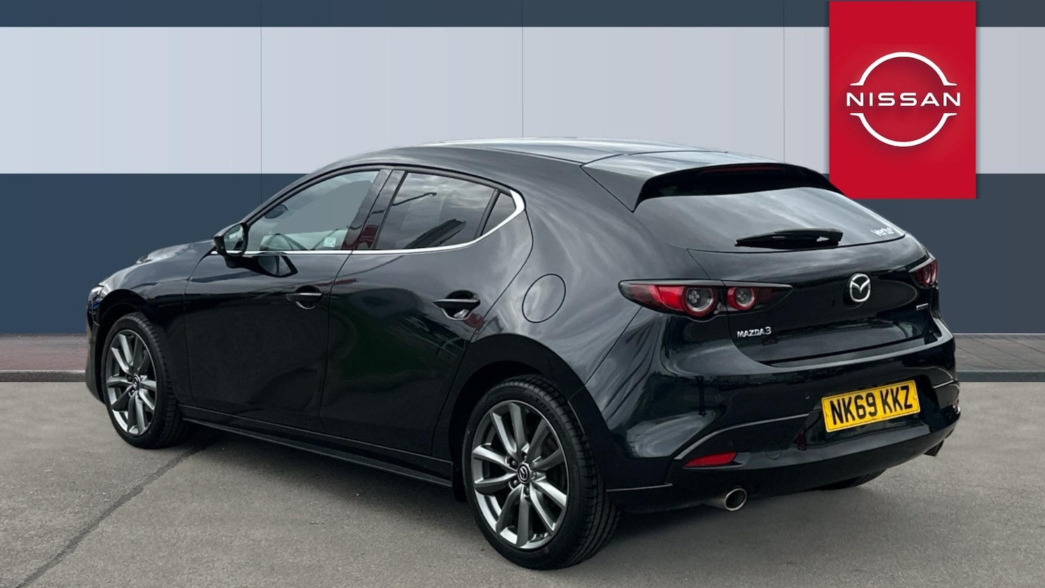 Used Mazda Mazda3 2019 for sale - 76077104: Photo 2
