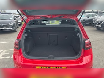 Used Volkswagen Golf 2019 for sale - 78028450: Photo