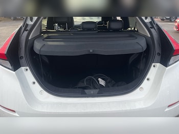 Used Nissan Leaf 2020 for sale - 76918150: Photo