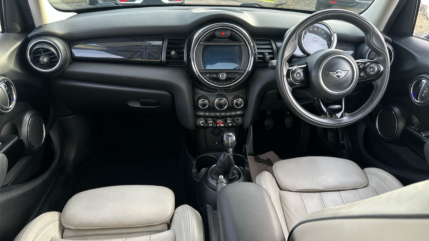 Used MINI Hatch 2019 for sale - 77105178: Photo 10