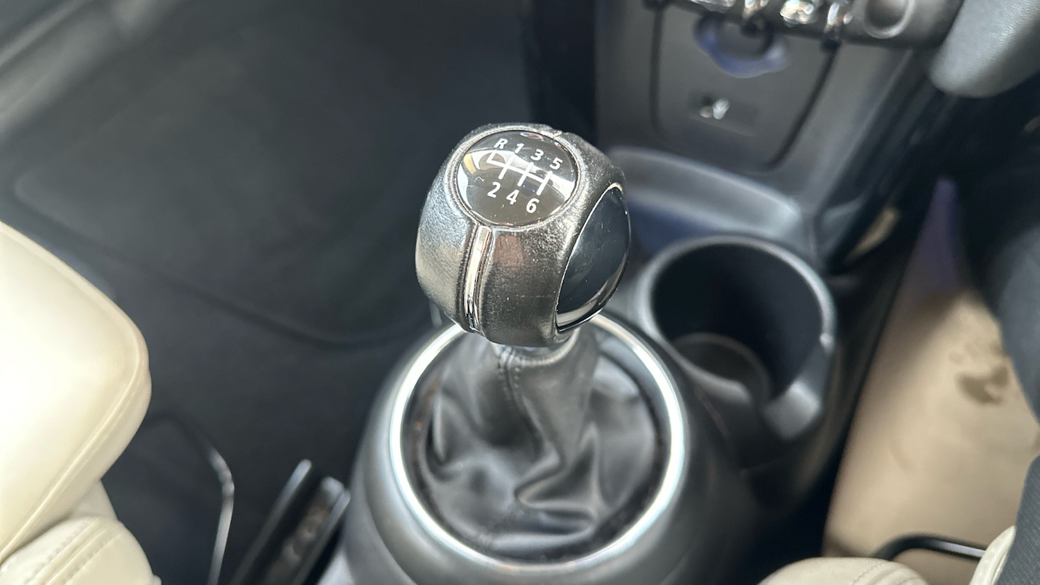 Used MINI Hatch 2019 for sale - 77105178: Photo 13