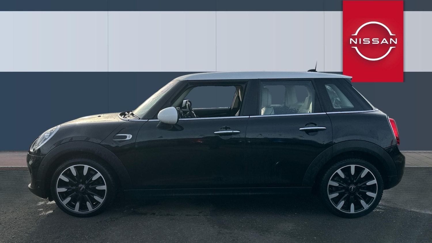 Used MINI Hatch 2019 for sale - 77105178: Photo 5
