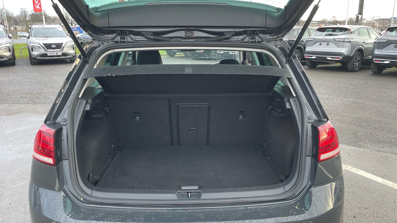 Used Volkswagen Golf 2019 for sale - 77393345: Photo 4